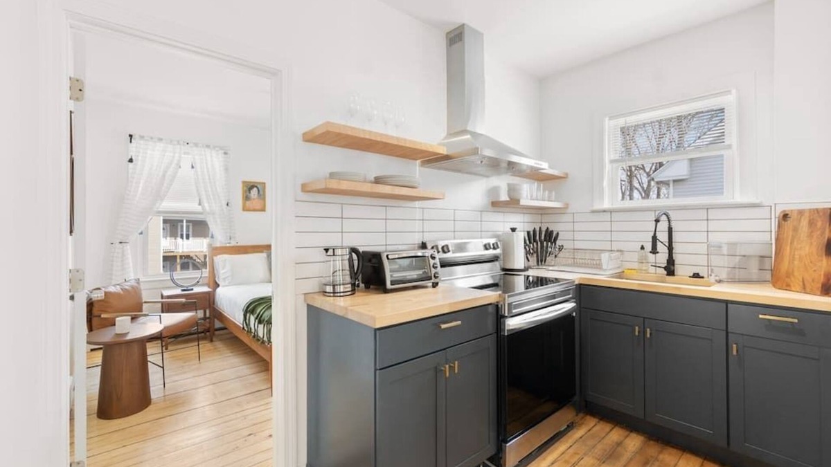 Providence Apartment | ★3BR-Modern, Spacious & Stylish APT near to DWTN★