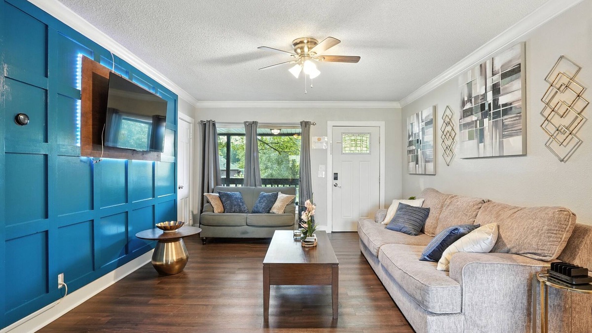 Tulsa House | 3BR Near DT, BOK, Greenwood | Gathering Pl 5 miles