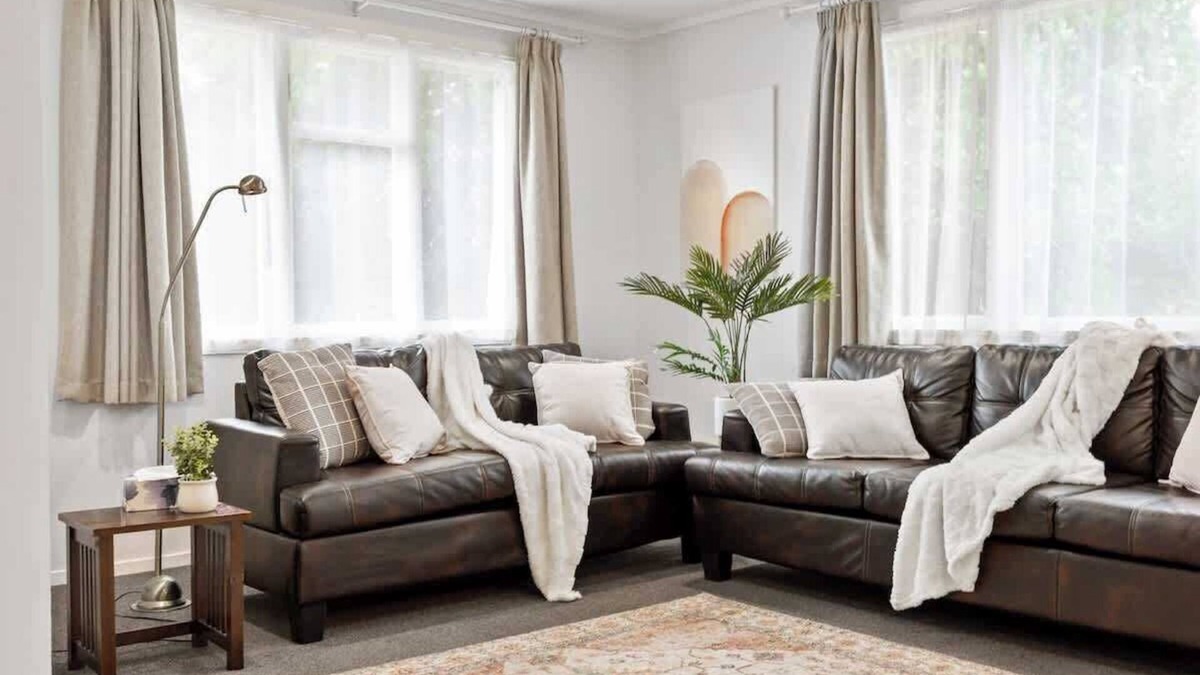 Auckland House | 3BR near Tamaki River-Patio&Parking I Zodiak Stays