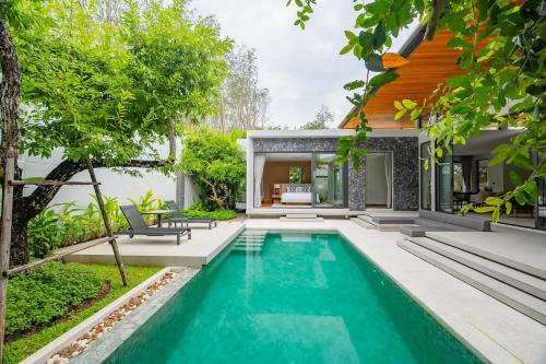 Si Sunthon Villa | 3BR Pool Villa at Botanica Modern Loft in Bangtao