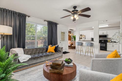 San Antonio House | 3BR Retreat Near Lackland AFB and SeaWorld