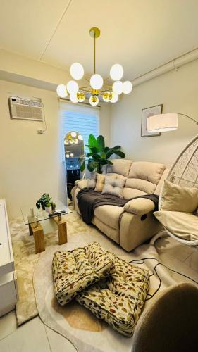 Mandaue Apartment | 3BR - Stylish Condo Serenity