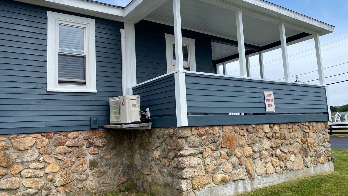 Westerly House | 3BR Vacation House w/Private Beach across the street
