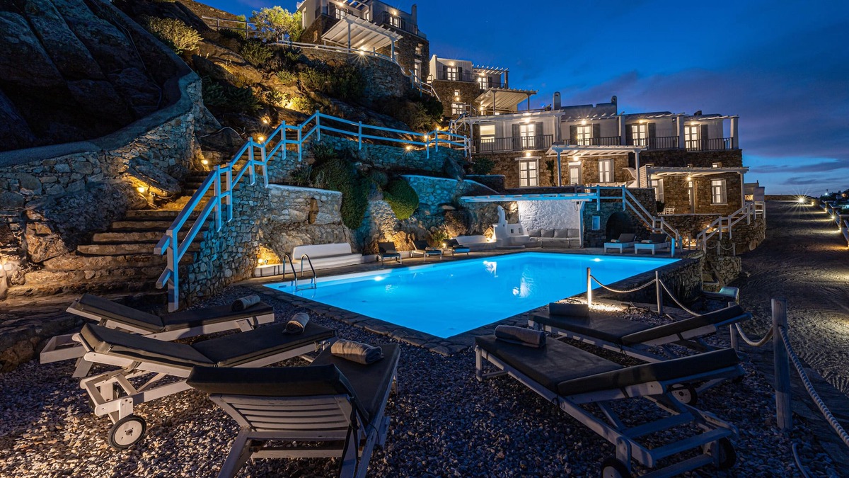 Psarou Villa | 3BR Villa Thelgo Mykonos IV