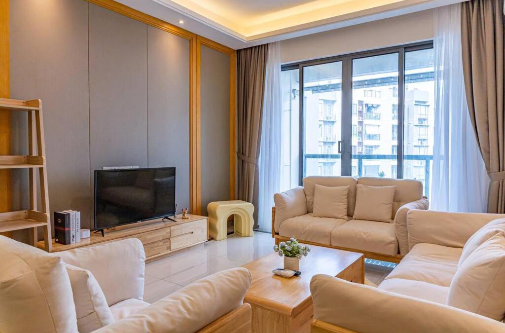 Central District Apartment | 3BRunit R&F Princess Garden View