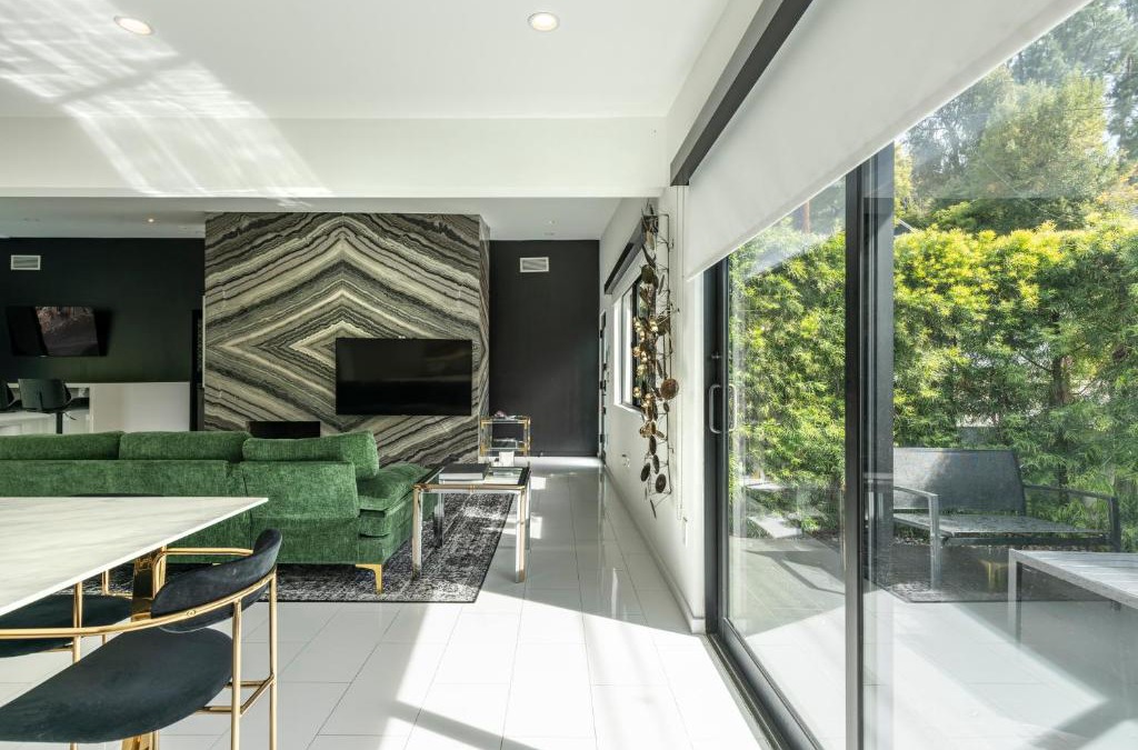 Hollywood Dell House | $3M Modern Hollywood New Construction Villa Oasis