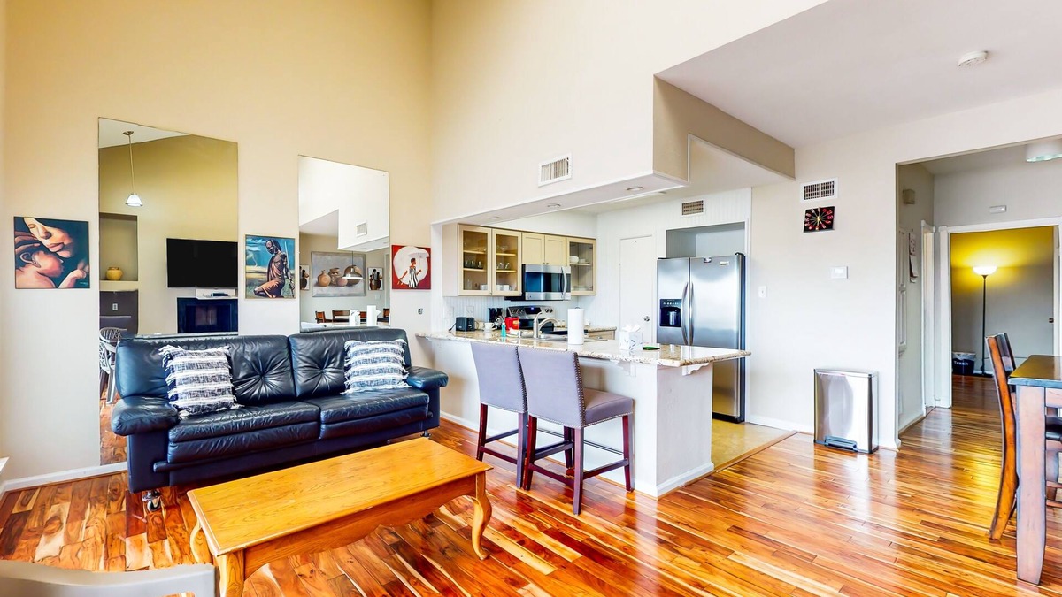 El Lago Condo | 3rd-floor condo with water views, on-site pool, & private balcony