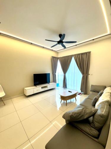 Kampung Segambut Dalam Apartment | 3Room 5 Pax stay in Mont Kiara