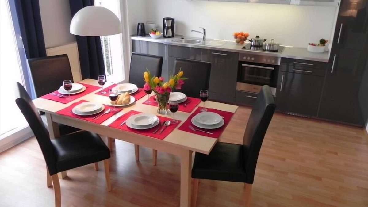 Plagwitz Apartment | 3Zi.-Apartment 'Karl-Heine', perfectly located apartment in Plagwitz (WLAN)