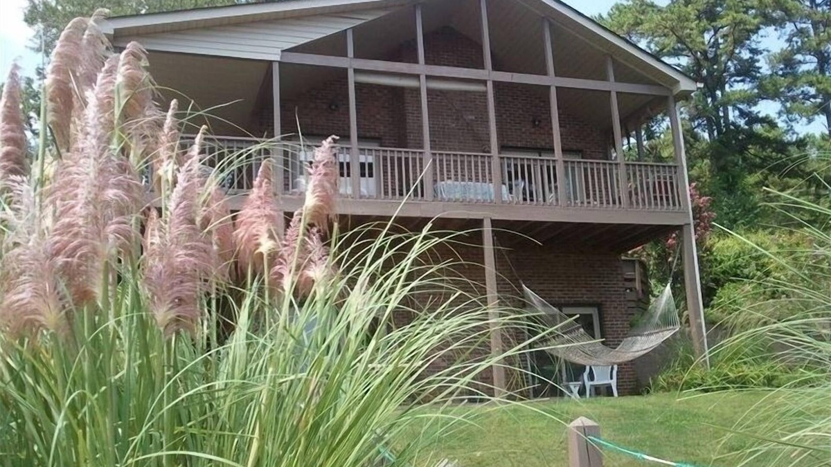 Seneca House | 4/3 Waterfront Home w/Covered Dock, 2 Decks, Pet Friendly. Long view on lake.