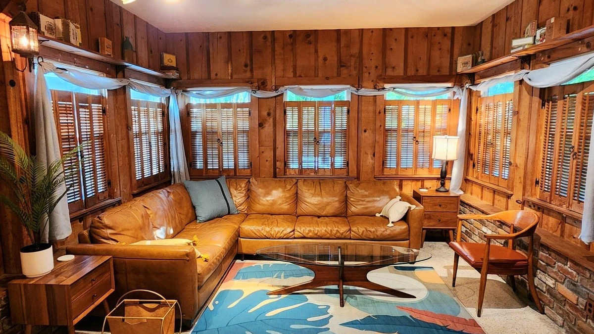 Belle Vista House | 4/4 Beach House w/kng beds, gym and gameroom. Only a 3 min walk to beach!
