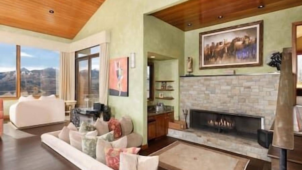 Starwood House | 4/5 Aspen Family Home, Pool Table, Great Views!