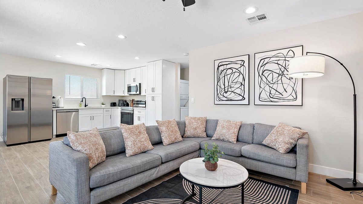 South Mountain House | 4.5 Miles From Downtown Phoenix