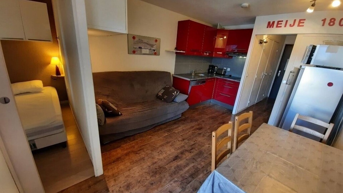 Mont-de-Lans Apartment | 4-5 person apartment with panoramic south-facing view Les Deux-Alpes