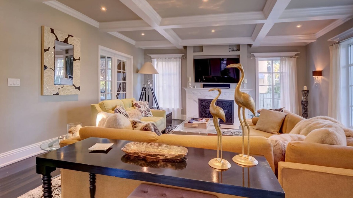 Bayshore Villa | 4/6bd SPACIOUS, Heart of Miami Beach! Mediterranean Villa w/Jacuzzi, HUGE YARD!
