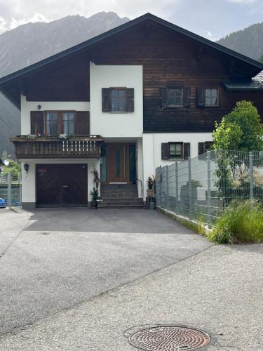 Partenen Apartment | 4 Barga Blick