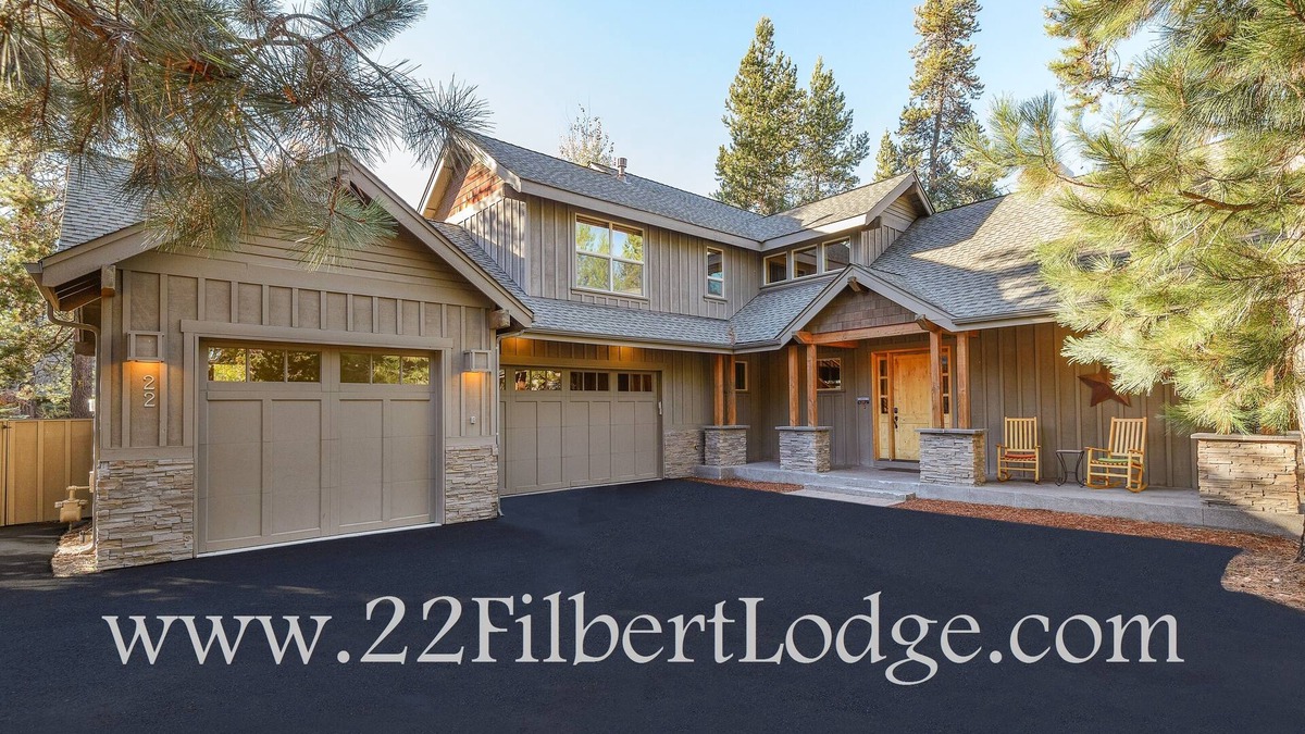 Sunriver House | 4 Bdrm Suites, Tesla/EV Charger, HotTub, 10 REC aka SHARC Passes. -10% off 7 nts