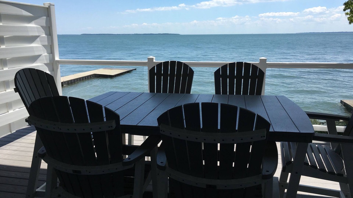Put-in-Bay Condo | 4 Bed/3 Bath - 1 Mile to Downtown, Perfect for your Island Getaway