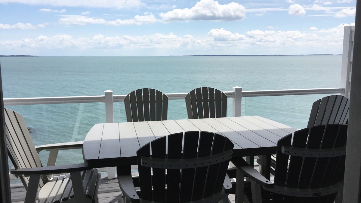 Put-in-Bay Condo | 4 Bed/3 Bath - 1 Mile to Downtown, Perfect for your Island Getaway