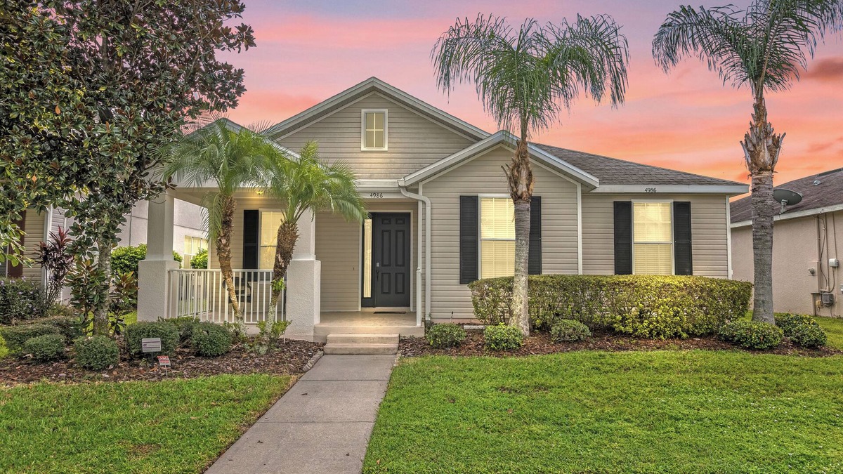 Kissimmee House | 4 Bed 3 Bath South Facing Pool Home with Spa 4986TV