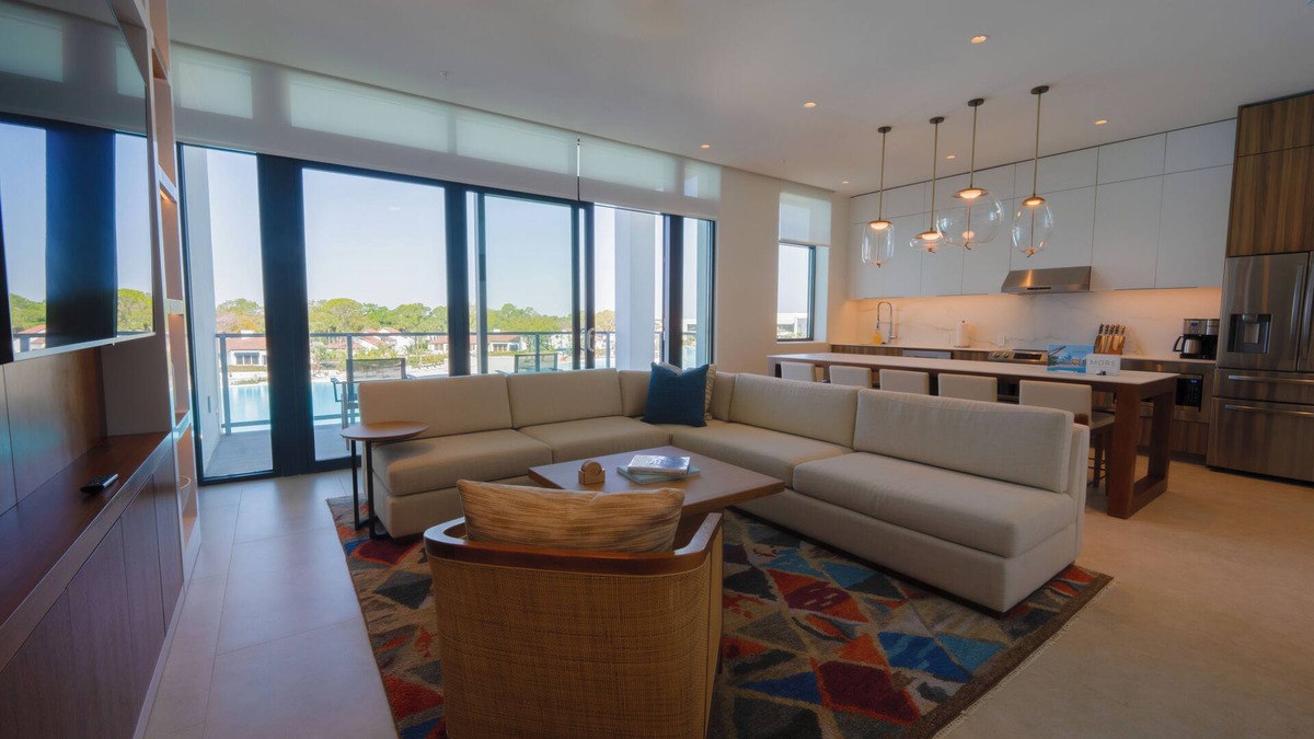Florida Central Atlantic Coast Resort | 4 Bed, 4 Bath Luxury ADA Evermore Bay View Flat in Orlando, FL near Disney!