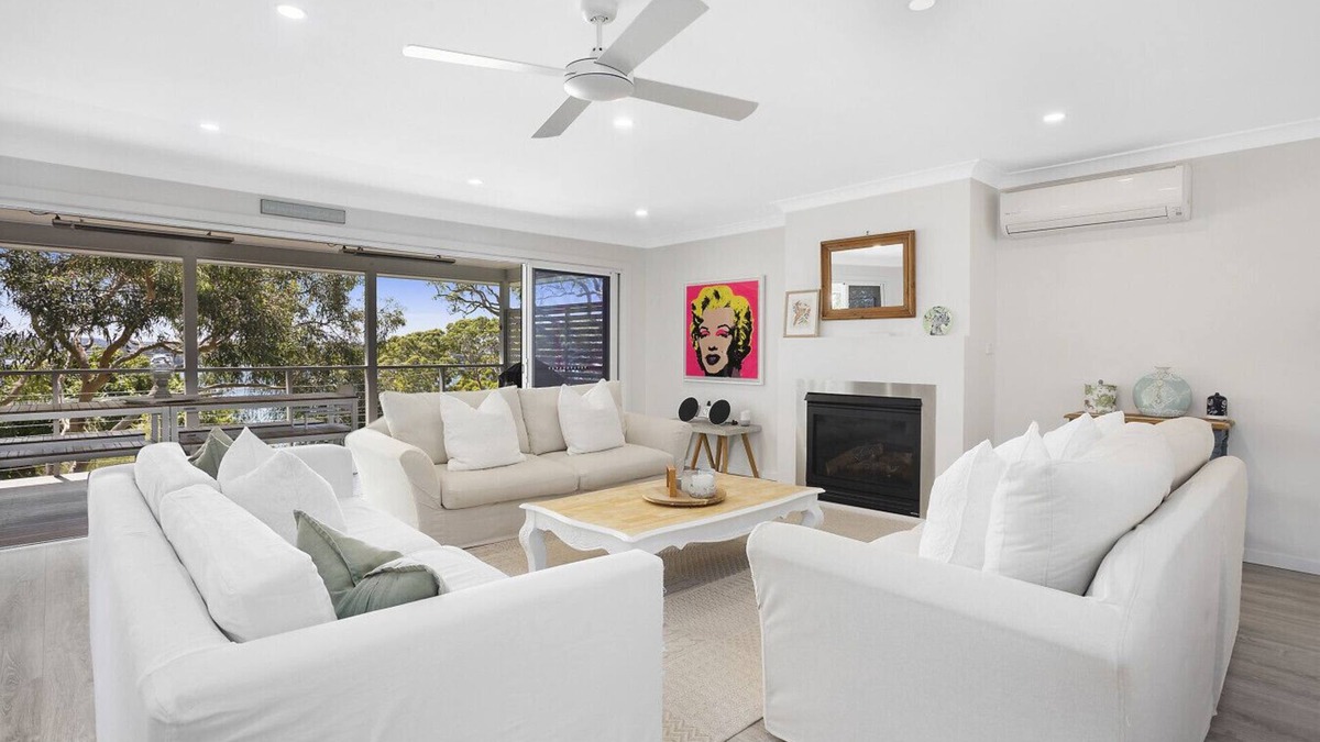 Bundeena House | 4 bed beautiful Ocean View Retreat