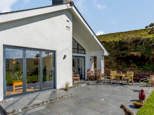 Trentishoe House | 4 Bed in Combe Martin 82500