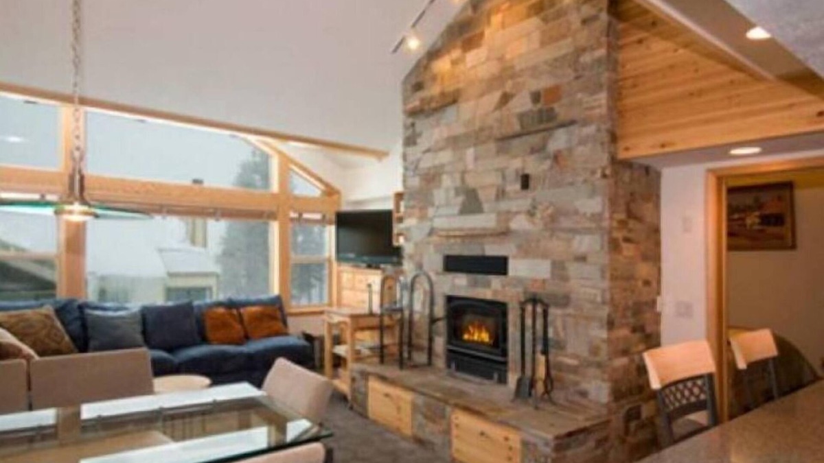 Kirkwood Apartment | 4 Bed + Loft, Gorgeous Kirkwood Condo