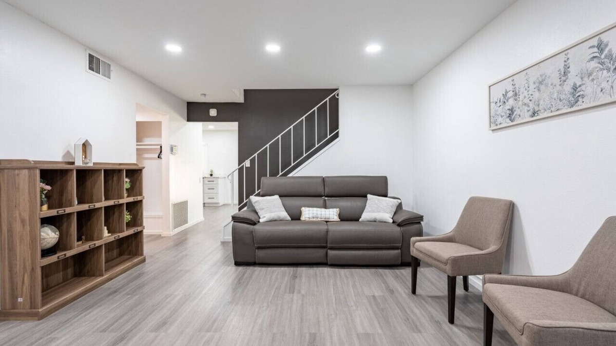 West Covina House | 4 Bedroom, 2.5 bath, Yard, Pets