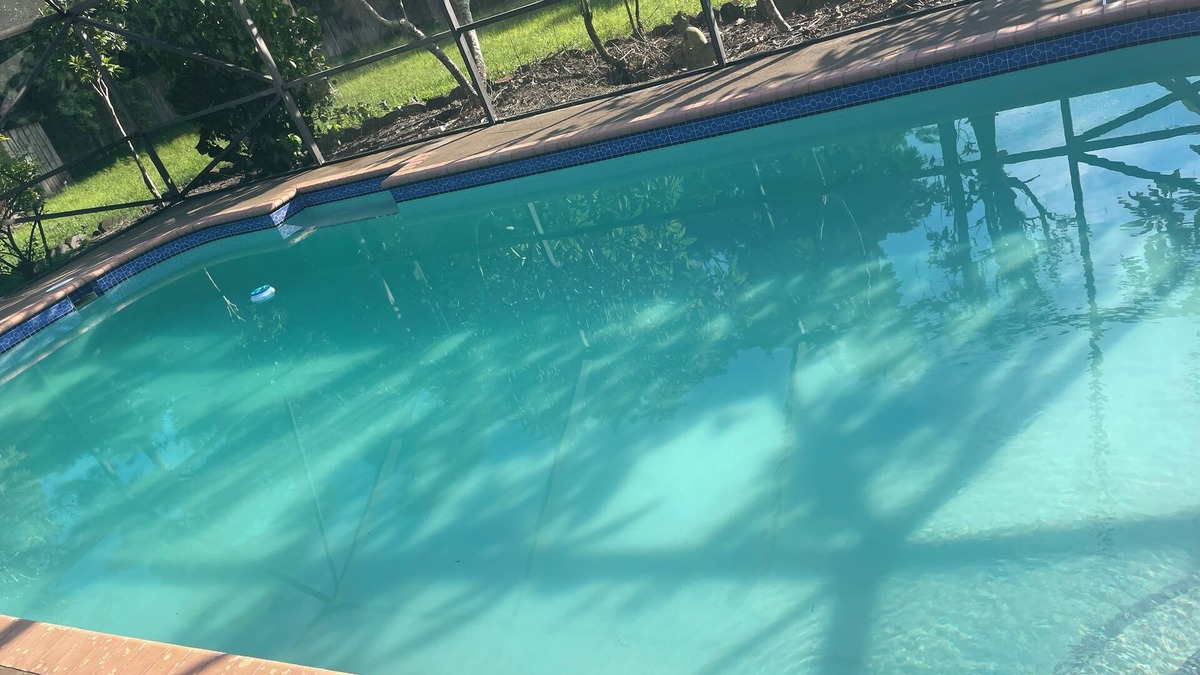 Hunt Club House | 4-bedroom/2 bath house with 5 beds "Garden Of Eden"
