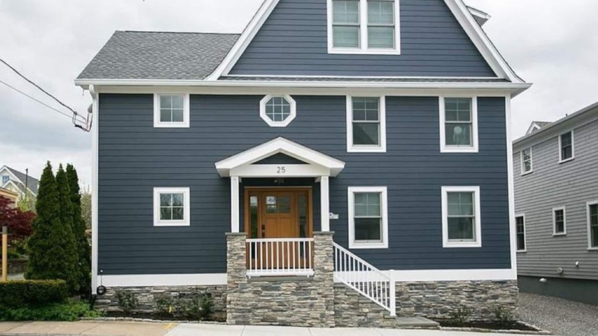 Yachting Village House | 4 bedroom/3 bath Newly built in the Heart of the Newport's yachting village