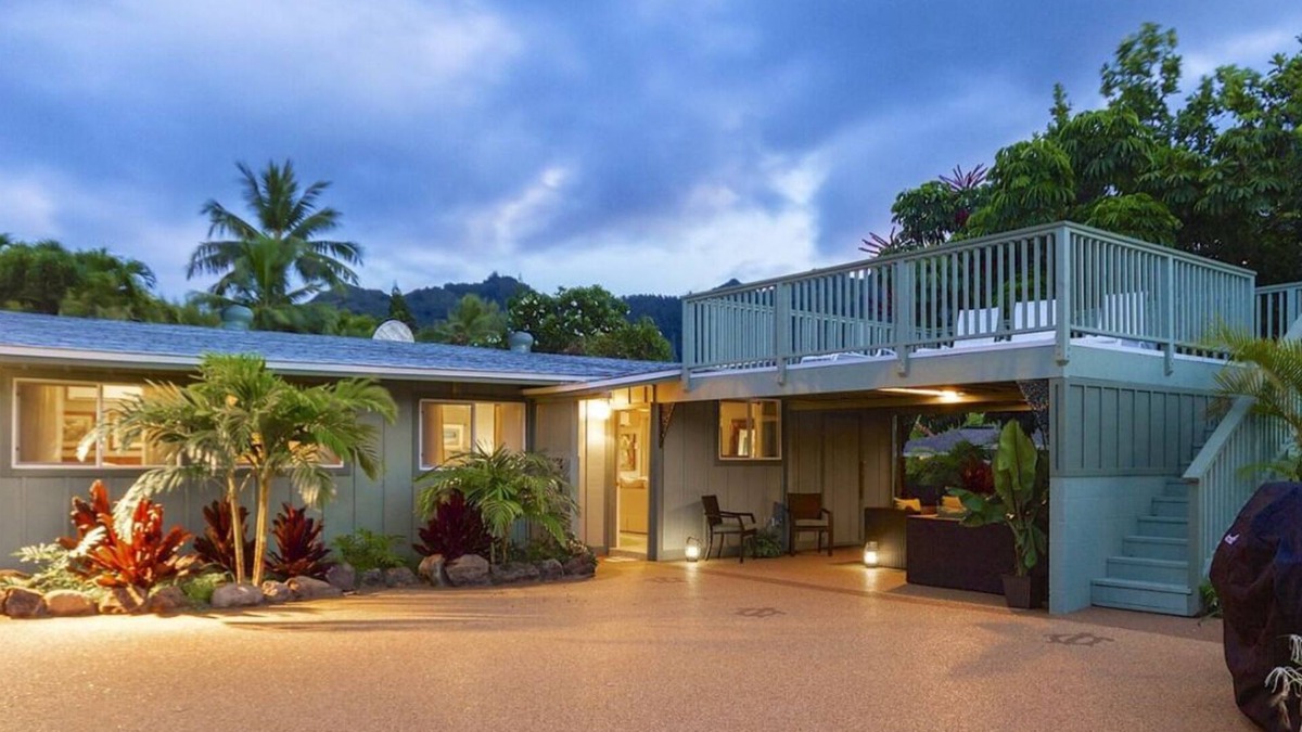 Waimanalo House | 4 Bedroom/3 Bathroom Private Home