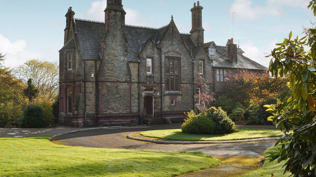Newton in Furness Cottage | 4 bedroom accommodation in Dalton-in-Furness