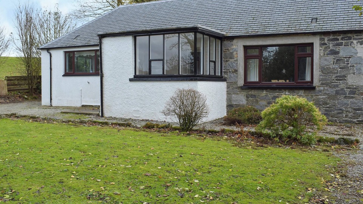Newton Stewart Cottage | 4 bedroom accommodation in Newton Stewart