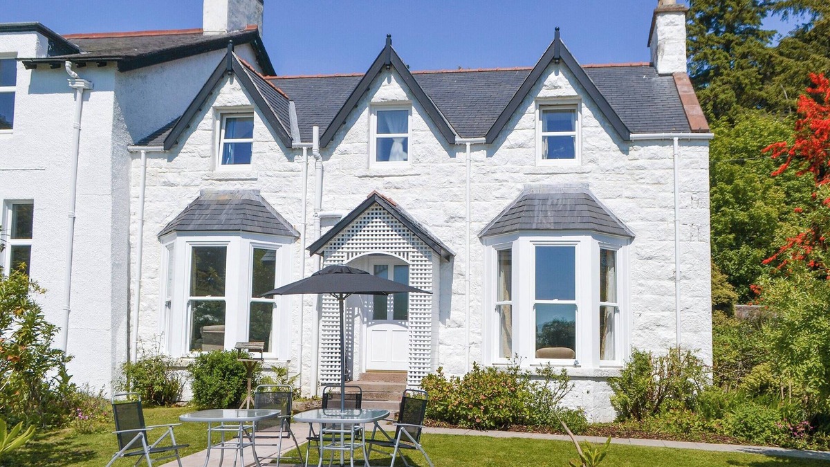 Rockcliffe Cottage | 4 bedroom accommodation in Rockcliffe, near Dalbeattie