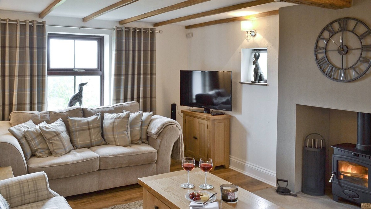 Llandovery Cottage | 4 bedroom accommodation in Rhandirmwyn, near Llandovery