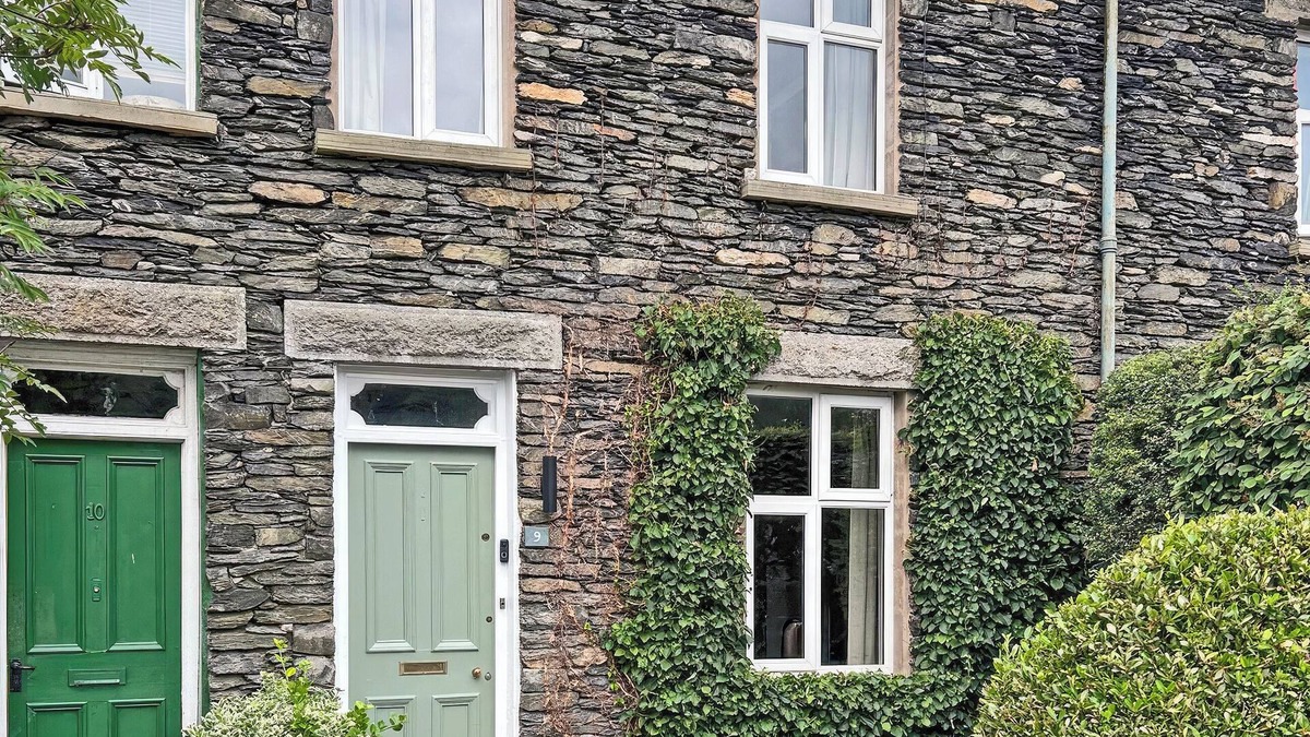 Staveley Cottage | 4 bedroom accommodation in Staveley, near Kendal
