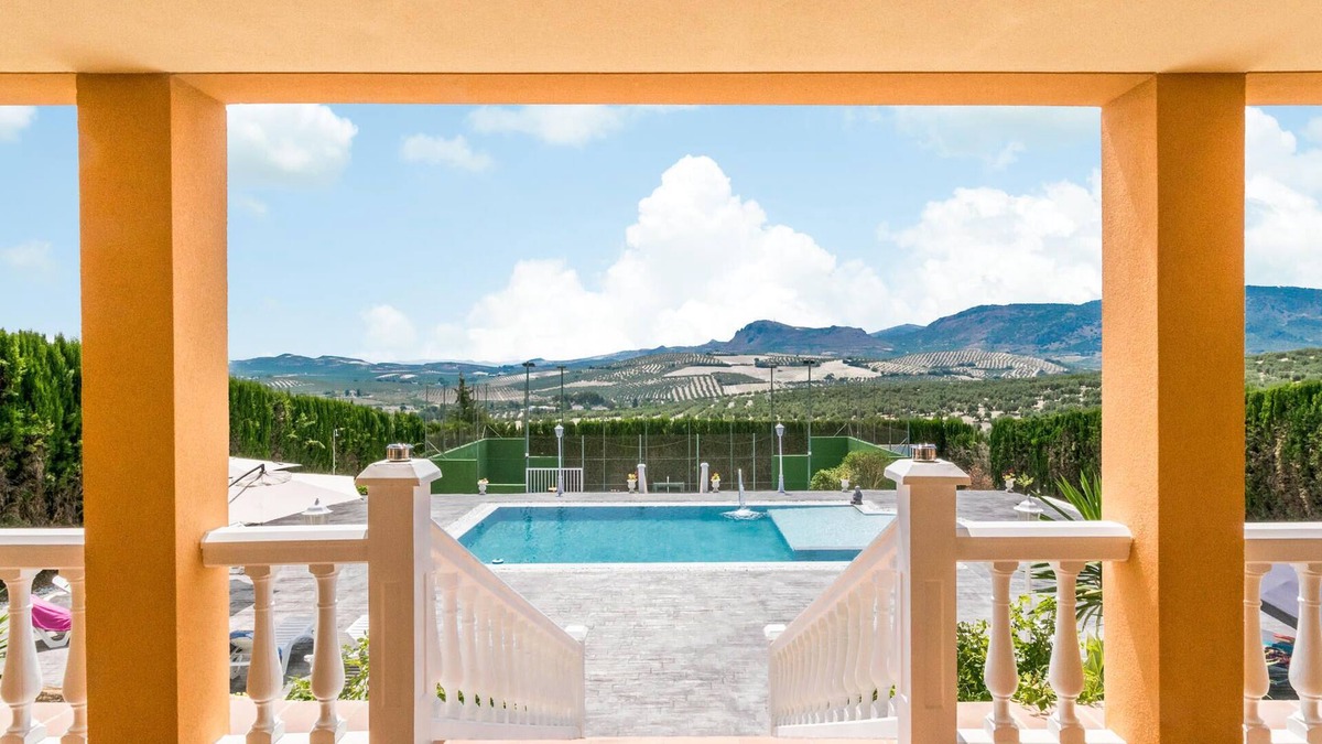 Baena House | 4 bedroom accommodation in Baena