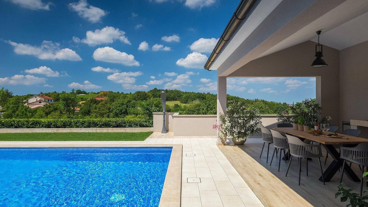 Lindar House | 4 bedroom accommodation in Pazin