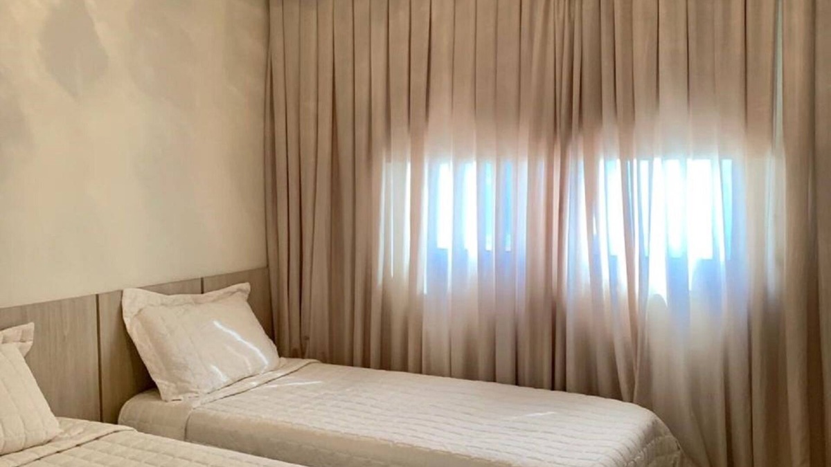 Itapema Apartment | 4 bedroom apartment block sea in the Center of Meia Praia