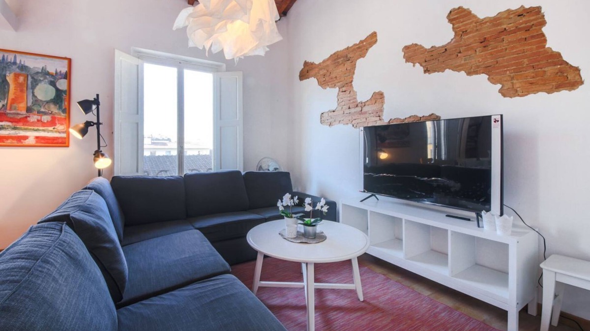 Santissima Annunziata Apartment | 4 bedroom apartment nearby the historic centre of Florence