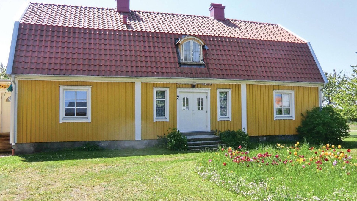 Farjestaden House | 4 bedroom awesome home in Färjestaden
