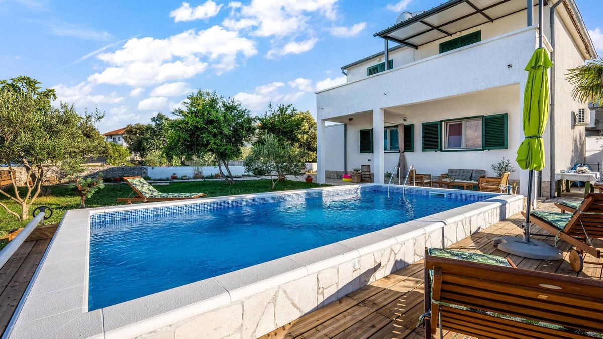 Raslina House | 4 bedroom beautiful home in Raslina