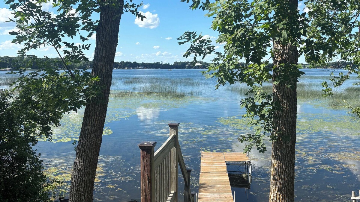 Alexandria Cabin | 4-bedroom cabin in enchanting Alexandria with WiFi, AC