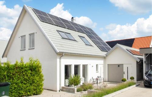 Ystad House | 4 Bedroom Cozy Home In Ystad