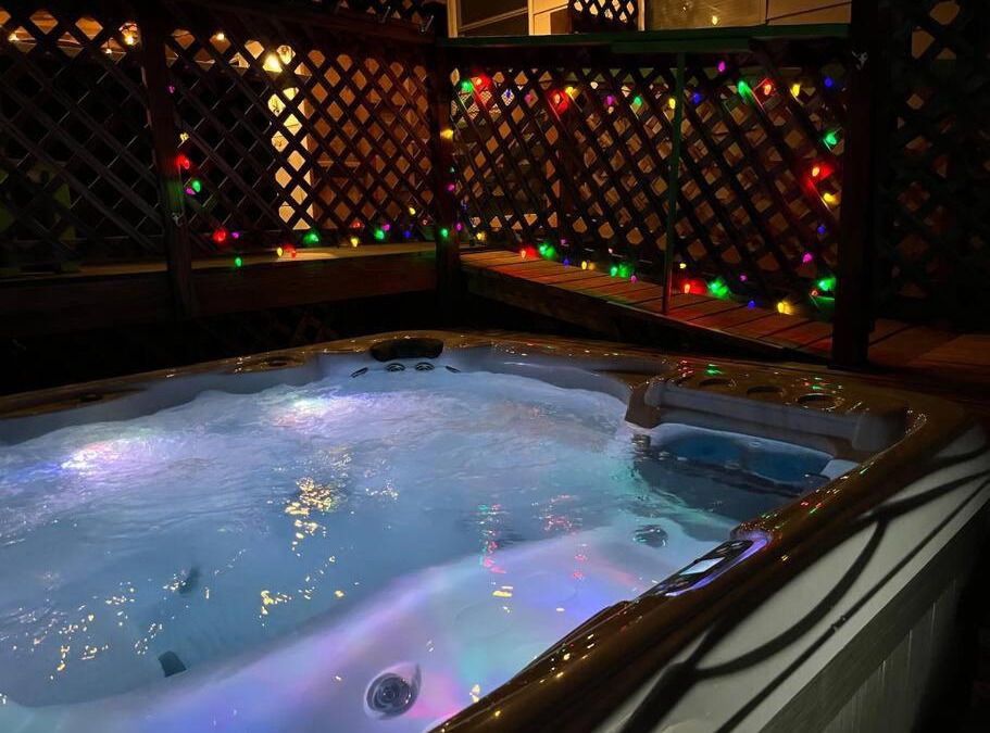 Cheyenne House | 4 Bedroom, Fun and Relaxing Hot Tub