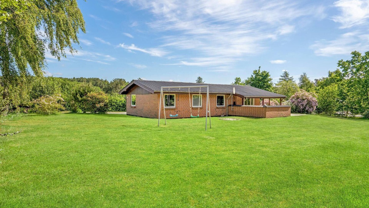 Øer Strand House | 4 bedroom gorgeous home in Ebeltoft