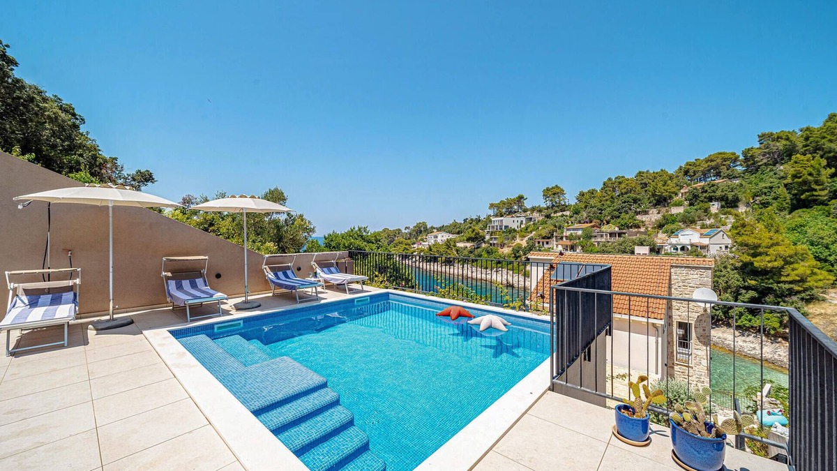Blato House | 4 bedroom gorgeous home in Korcula