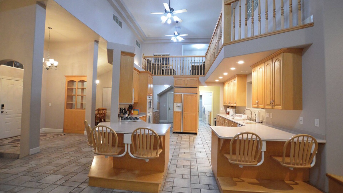 Page House | 4 Bedroom Home by Lake Powell, Antelope Canyon and Horseshoe Bend with Pool!