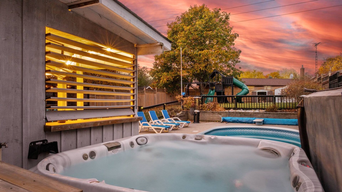 Port Hope House | 4 Bedroom Home with Hot Tub, Pool, BBQ and Backyard Oasis